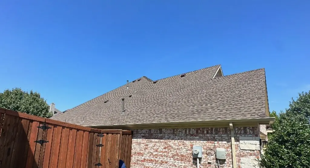 Completed roof replacement project in Indianapolis